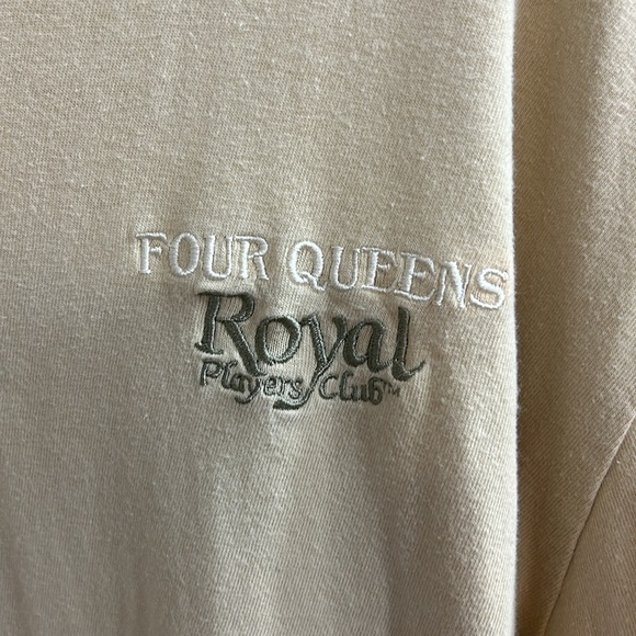 Four queens royal players club top - Picture 2 of 3